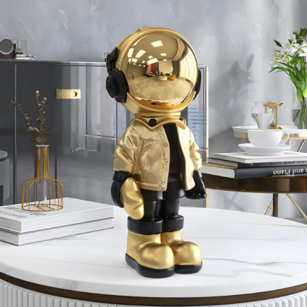 Style Home Decor Statue Cartoon Astronaut Figurine Sculpture Living Room Decor